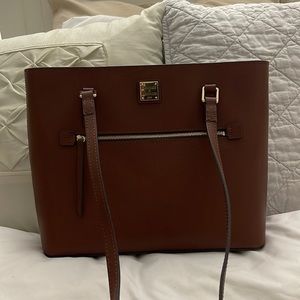 Dooney and bourke shoulder bag
